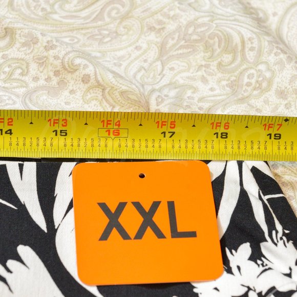 S.C.‎ & CO Ladies' Skort Pull-On, Tummy Control Waistband Black - Picture 8 of 8